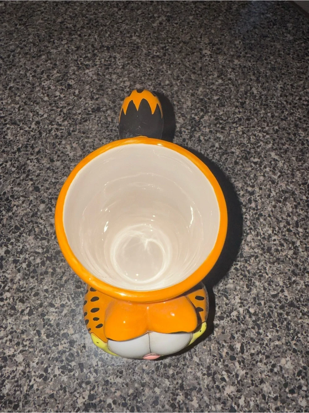 2005 Garfield Burton Ceramic Coffee Mug Tail Handle